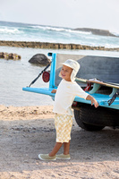 Lassig Czapka z filtrem UV80 z daszkiem i osłoną karku Splash & Fun Krata vanilla/sea salt