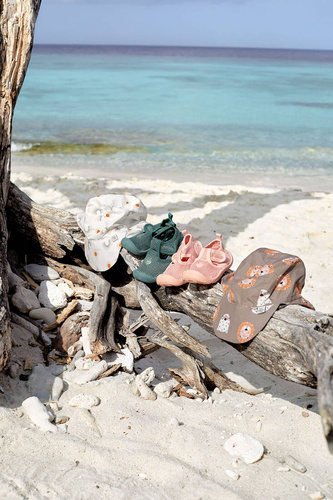 Lassig Czapka przeciwsłoneczna z daszkiem i osłoną karku UV80 Splash & Fun Tęcza nature